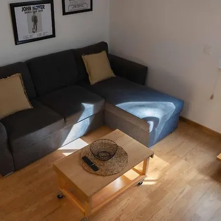 Duplex Con Encanto En 아파트 폰테데우메